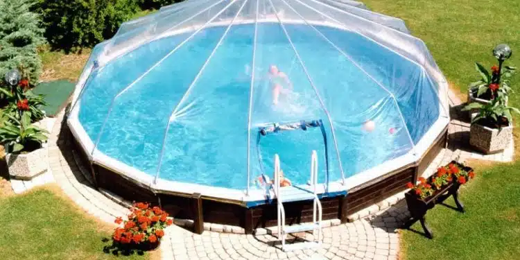 Comment construire un dôme pour votre piscine hors sol