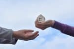 Comment donner une maison gratuitement