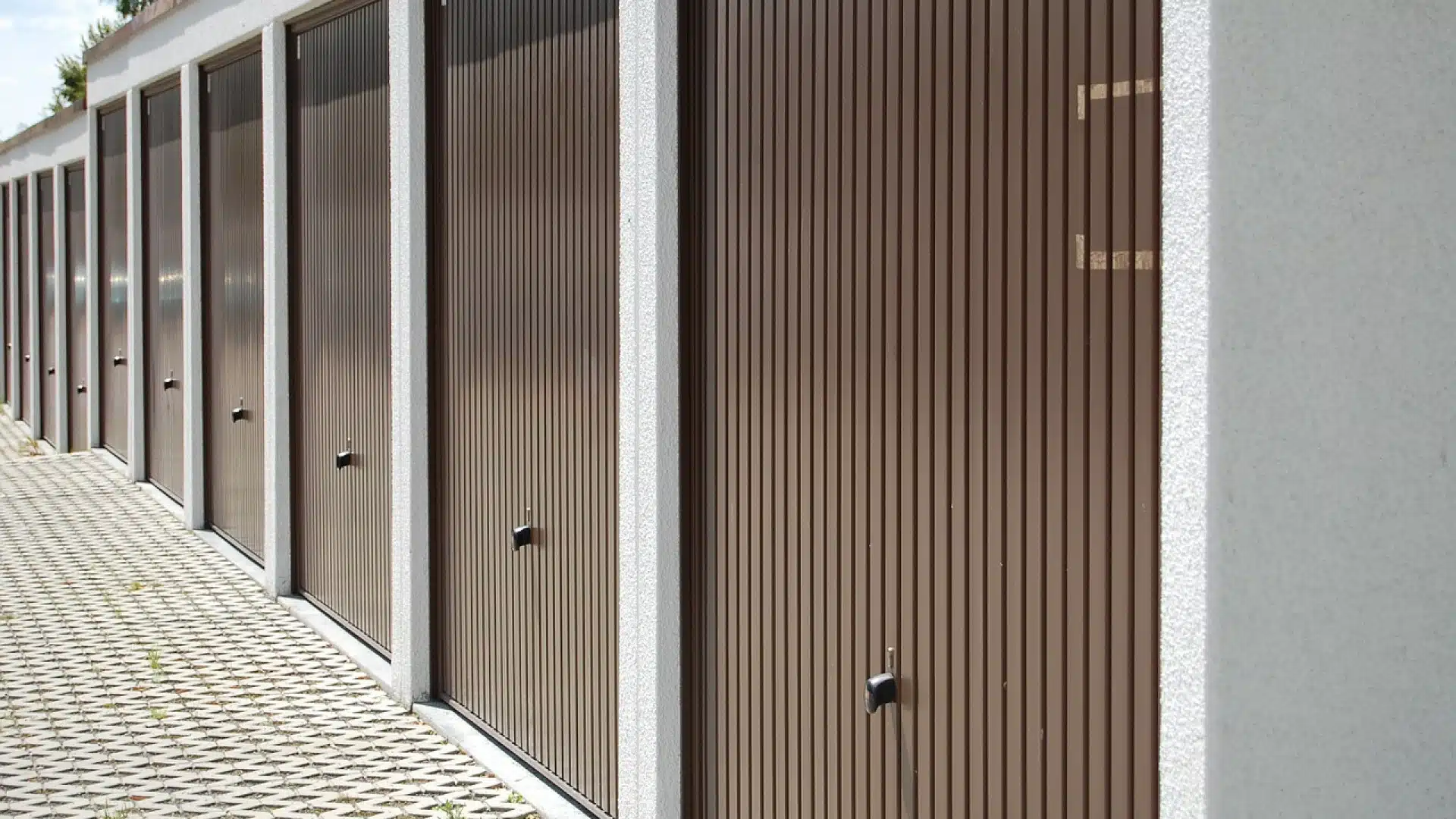 Pourquoi opter pour un garde meuble pour stocker ses affaires ?